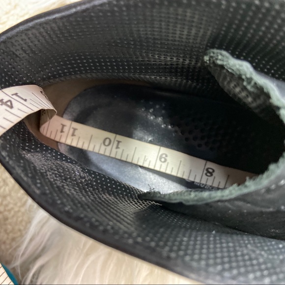 Paul Green Black Leather High Top Sneakers - Picture 12 of 12